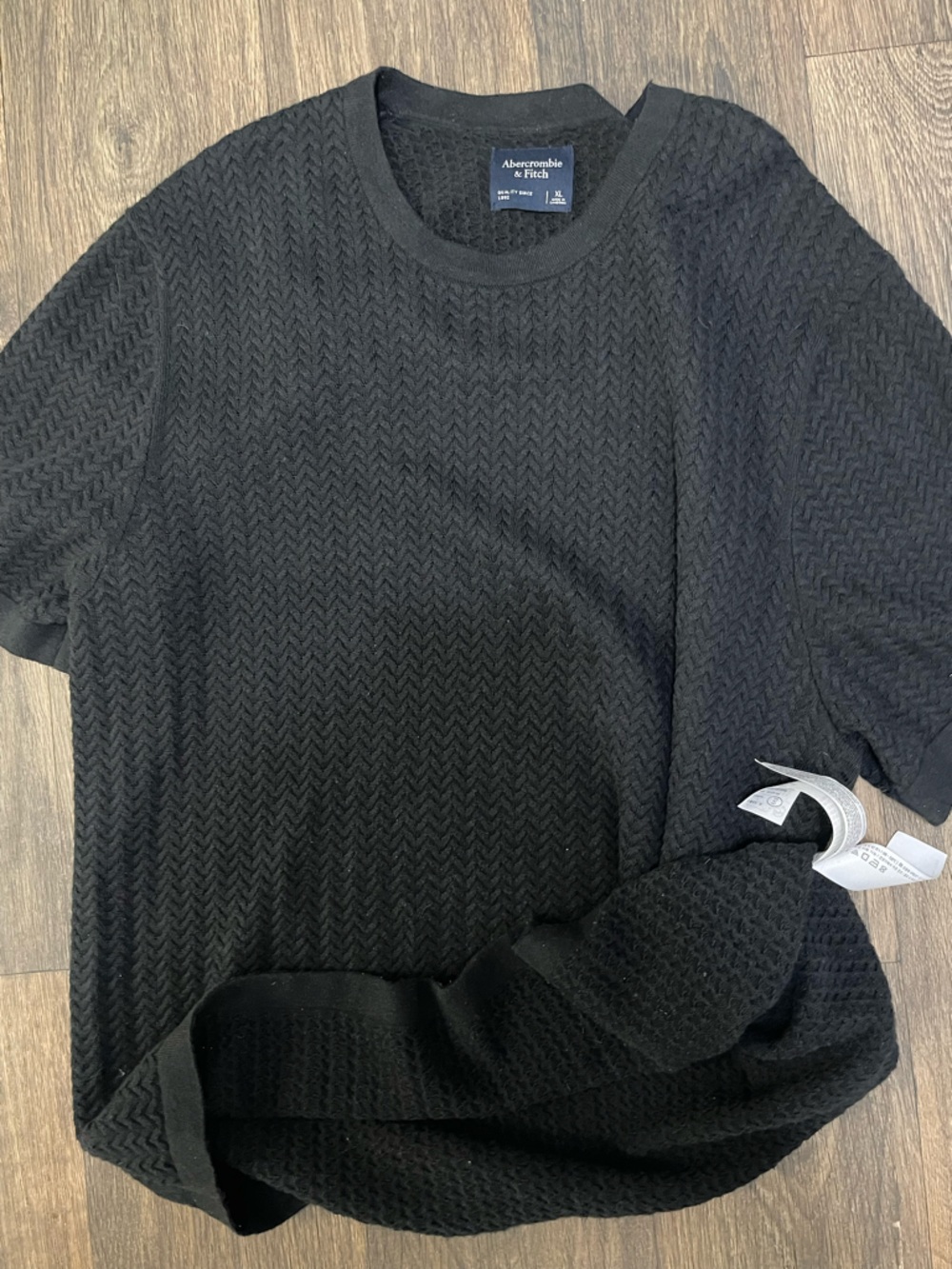 Abercrombie & Fitch Black Textured Short Sleeve Crew Tee - Picture 3 of 5